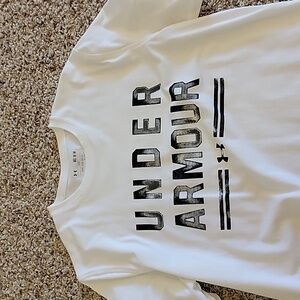 Mens underarmor tee